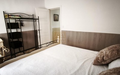 Villa with a guest apartment, swimming pool and spacious outdoor areas in Santa Clara, Altea
